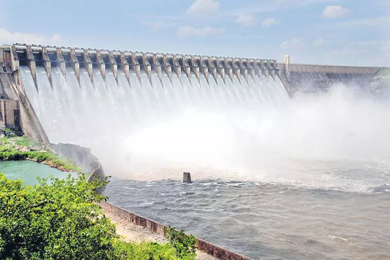 AP acceptance for water release from Srisailam to Sagar - Sakshi