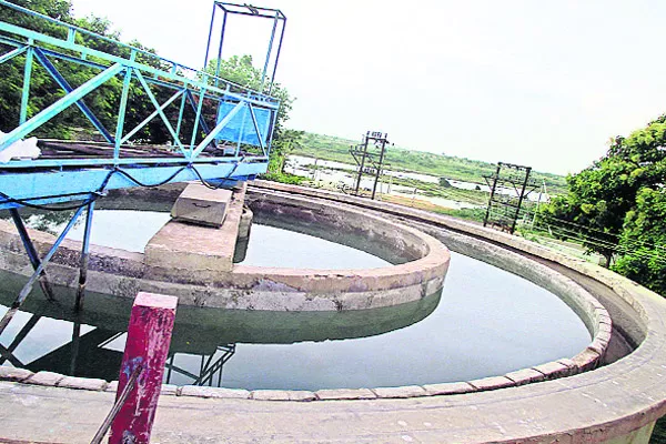 Summer Effect People Facing Water Problems In Gadwal - Sakshi