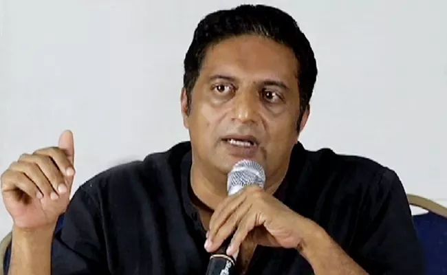 Prakash Raj Says BJP Hindutva Does Not Work In India - Sakshi