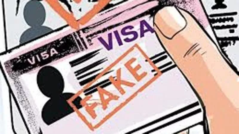 Fake Visa Cheating in Hyderabad - Sakshi