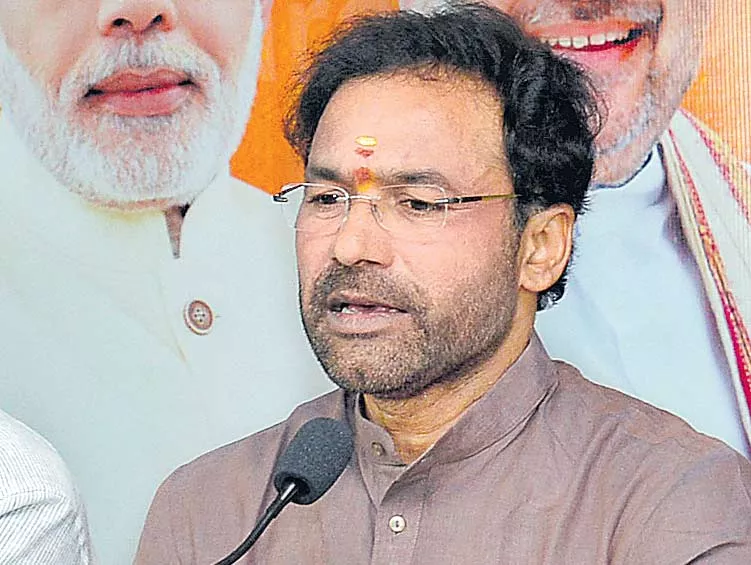 Kishan Reddy demands an apology from KCR - Sakshi