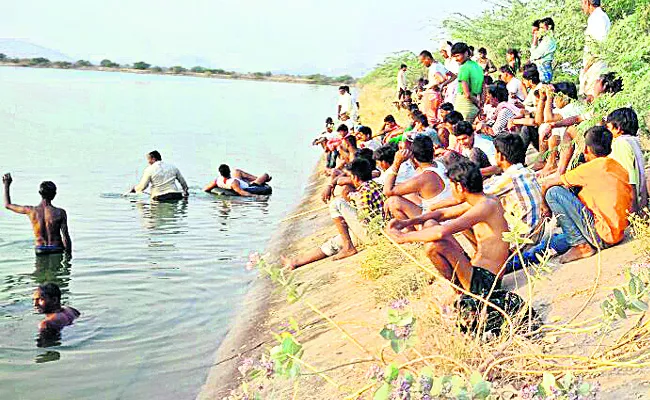 girl missed in basapuram pond - Sakshi