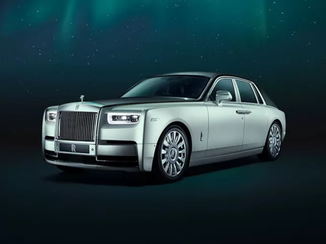 Rolls-Royce launches its new premium model Phantom in north India at Rs 11.35 cr - Sakshi