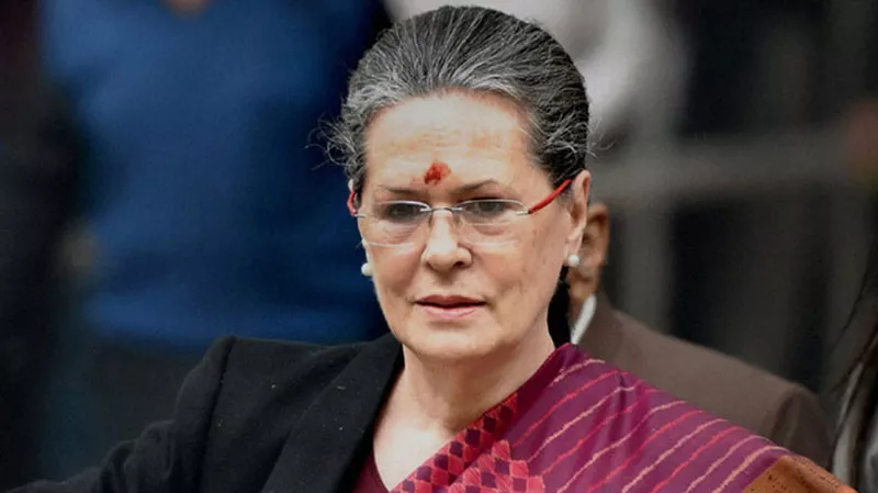 Eye on 2019 polls, Sonia Gandhi invites opposition leaders for dinner on March 13 - Sakshi