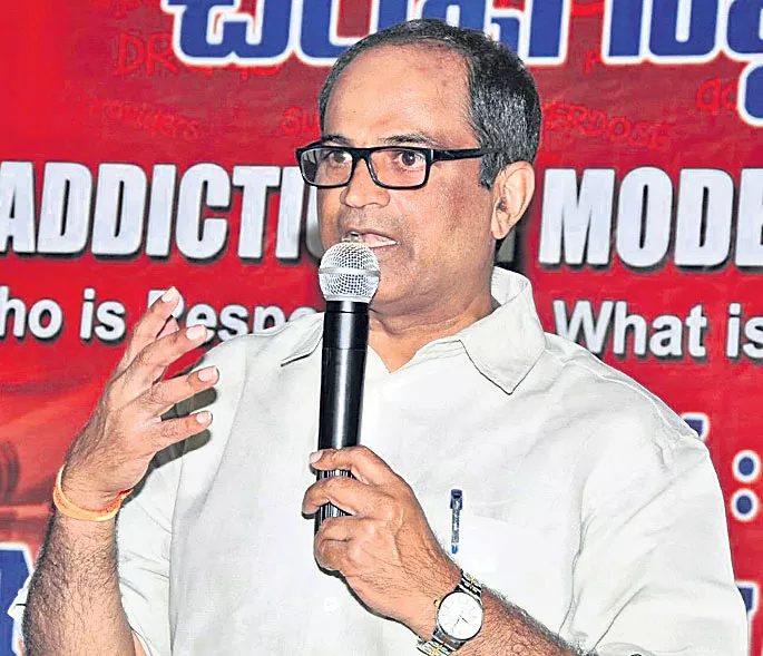 The Chief Ministers have to respond to the film industry  - Sakshi