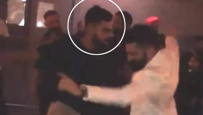 Virat Kohli Faunts His ‘Bhangra Skills’ At Wedding Party - Sakshi