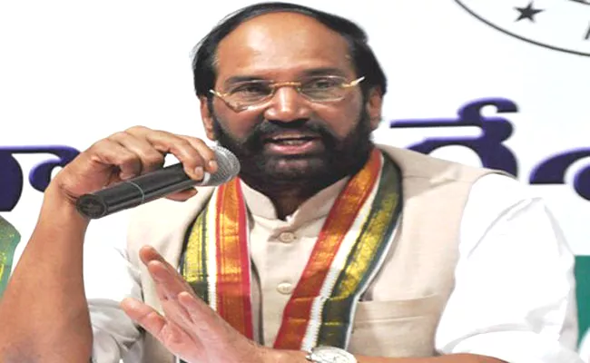 Uttam Kumar Reddy, RC Khuntia Slams KCR - Sakshi