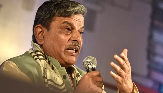 Narendra Modis man Dattatreya Hosabale becomes RSS Chief - Sakshi