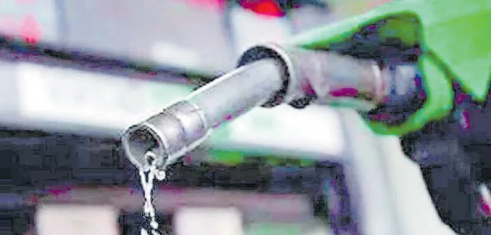 Ultra-clean petrol, diesel in Delhi from tomorrow - Sakshi