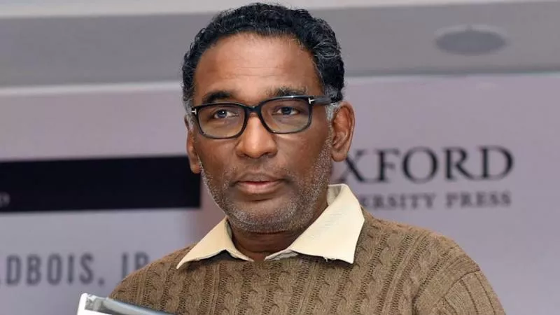 Justice Chelameswar battles for more transparency in collegium meetings - Sakshi