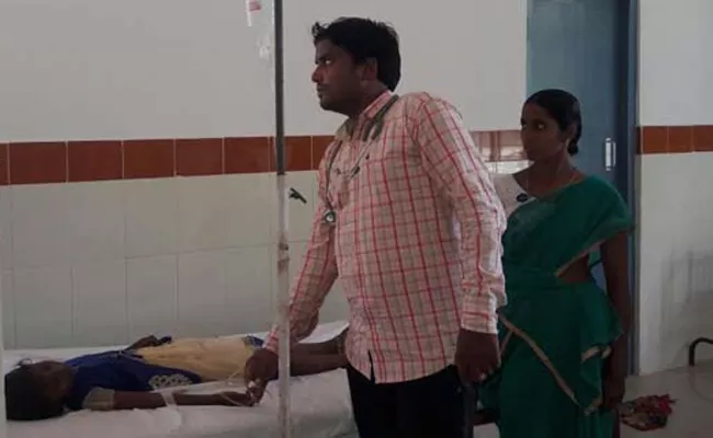 Food Poison 70 People Hospitalised In Prakasam - Sakshi