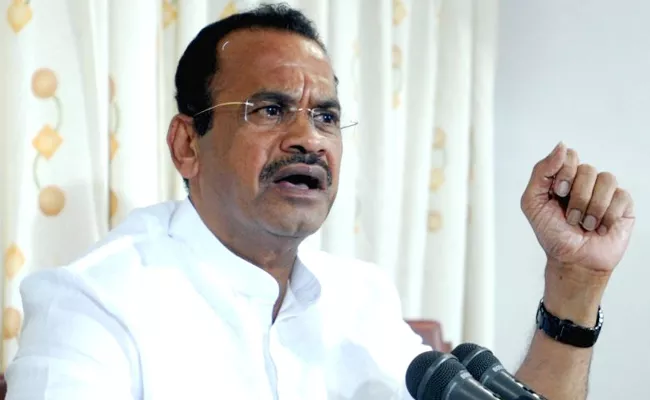 Komatireddy Venkat Reddy Comments on KCR - Sakshi