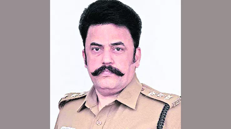 ACB Raids on  ACP Kamil Pasha office - Sakshi