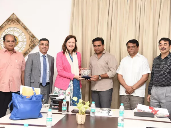 Australian consulate general meets minister Ktr - Sakshi