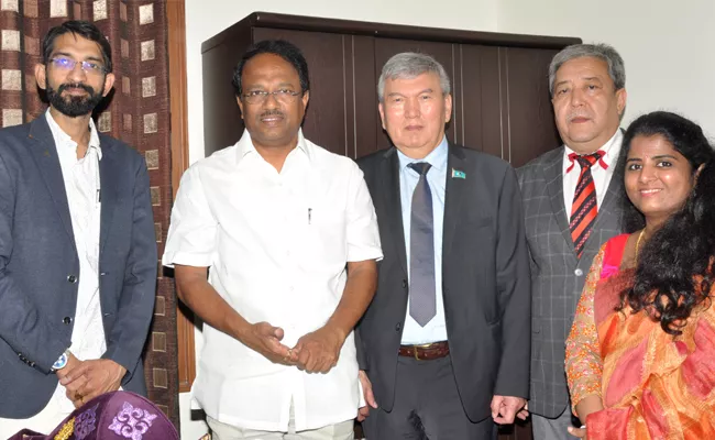 Hyderabad Tour Of Association Of University Of Republic Of Kazakhstan Professors - Sakshi