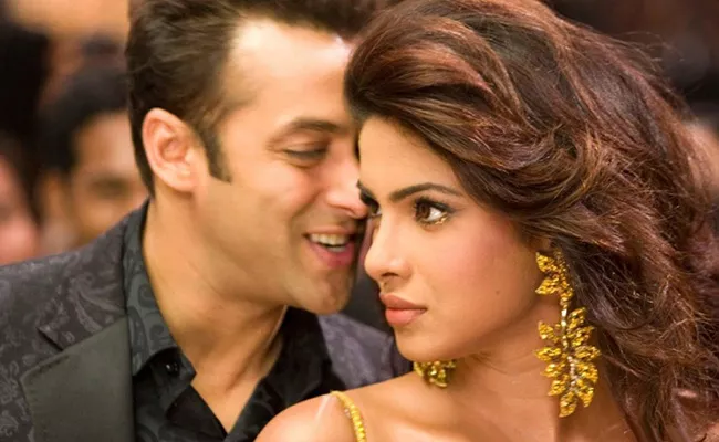 Priyanka Chopra confirmed opposite Salman Khan in Bharat - Sakshi