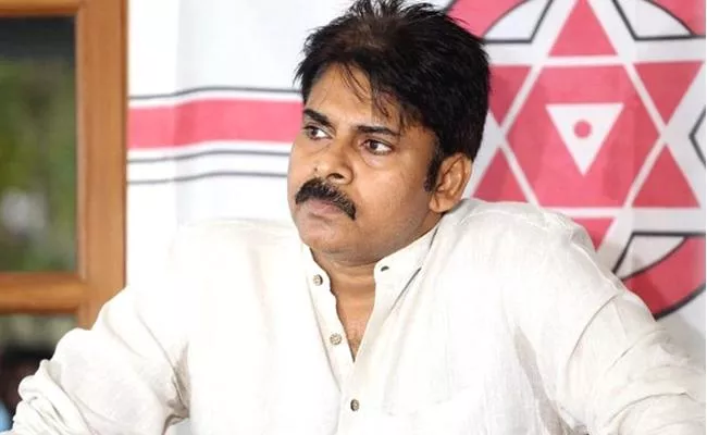 Pawan Kalyan sent back his gunmens to AP DGP - Sakshi