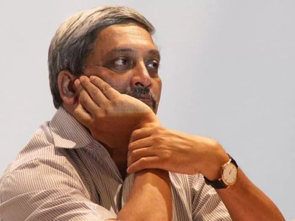 Goa Police Arrests Man For Post On Facebook About Parrikar Health - Sakshi