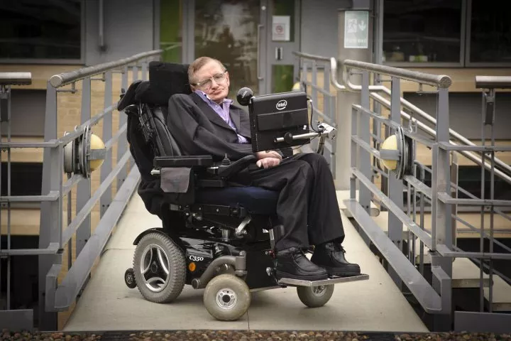 Stephen Hawking's hi-tech wheelchair to live on - Sakshi