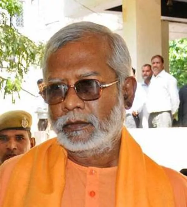 BJP may rope in Swami Aseemanand to work in West Bengal - Sakshi