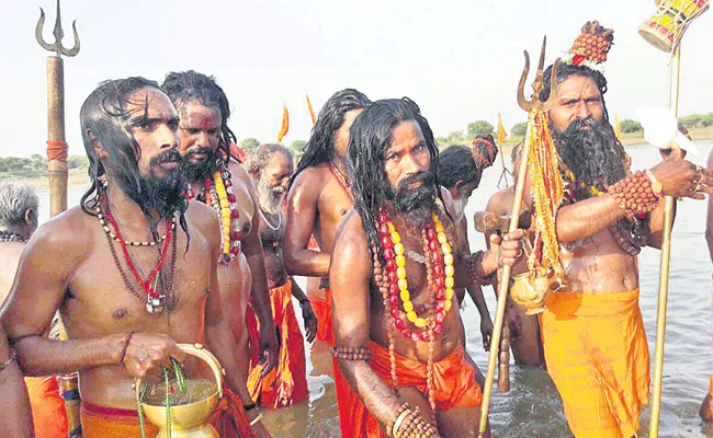 Maha Kumbha Mela In Manjeera River - Sakshi