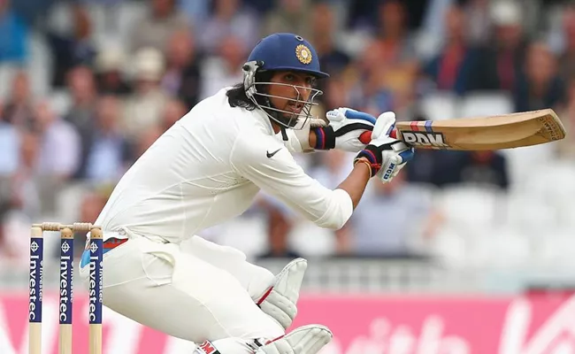 Ishant Sharma Maiden Half century In First Class Cricket - Sakshi