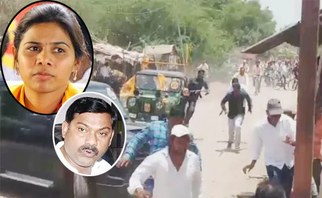 Attack on AV Subba Reddy Case Akhila Priya Name goes Missing - Sakshi