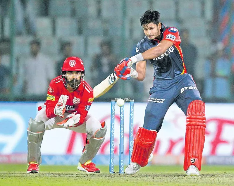 Kings XI Punjab won by 4 runs - Sakshi