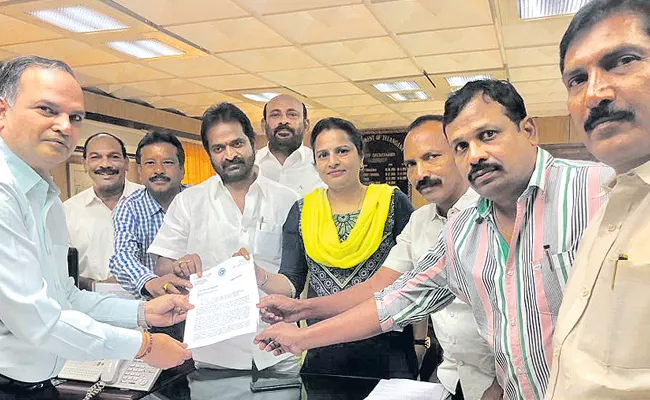 TGO Members Met Telangana CS Joshi - Sakshi