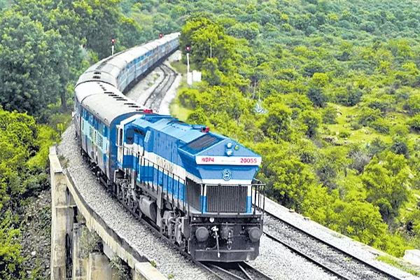 2.3 crore applications for 90 thousand railway posts - Sakshi