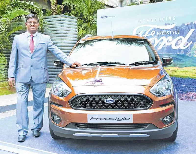 Ford Accelerates Cost-Cutting Plan, Will Drop Most US Sedans - Sakshi