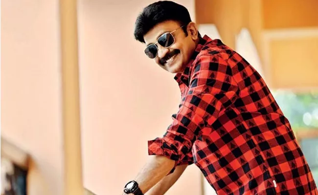 Rajasekhar To Team Up With Awe Director Prasanth Varma - Sakshi