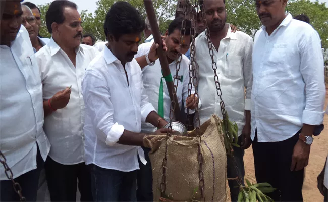 Farmers Welfare The Government Goal TRS MLA Rasamayi Balakrishna - Sakshi