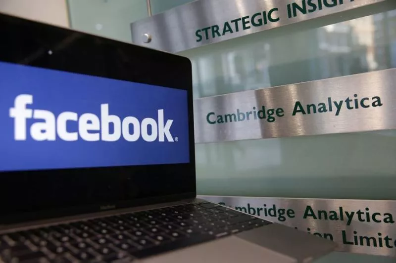 Facebook, Cambridge Analytica Slapped With 2nd Notice - Sakshi