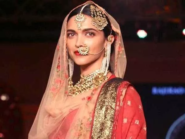 Deepika Padukone play Draupadi in Aamir Khan's Mahabharata? - Sakshi