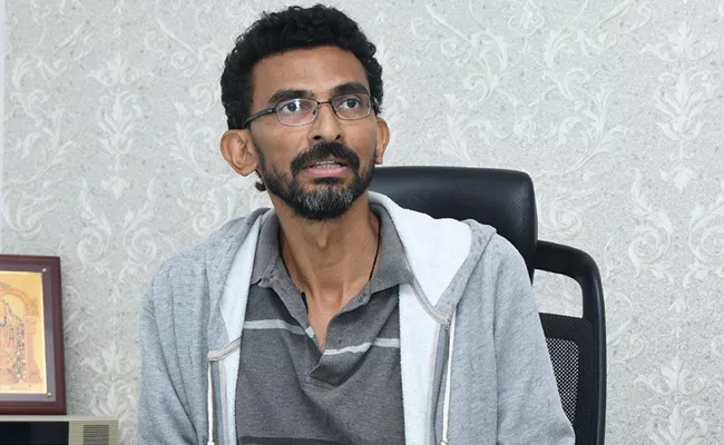 Sekhar Kammula Serious on Facebook Post - Sakshi