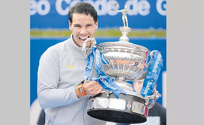 Rafael Nadal wins 11th Barcelona title unbeaten in 46 sets - Sakshi