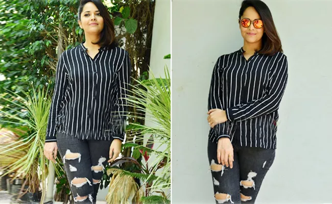 Torn Jeans Comfort, Says Anchor Anasuya - Sakshi