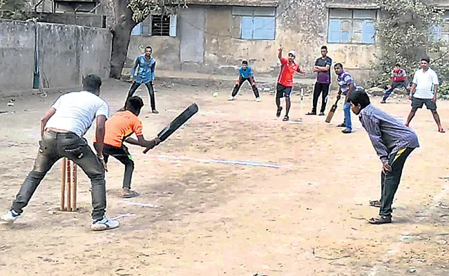 T20 Cricket Matches With City Police vs City Youth - Sakshi