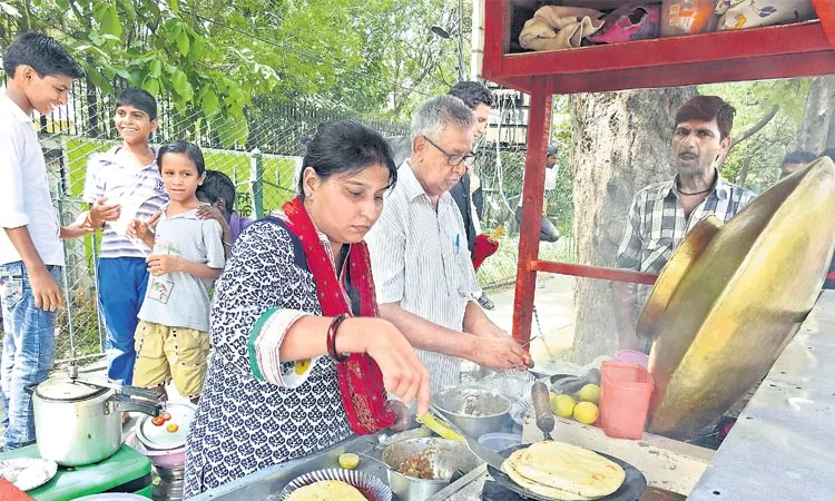  How much food is needed on the carts? - Sakshi