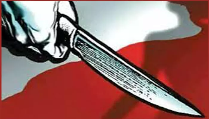 Attack with a knife that she did not love - Sakshi