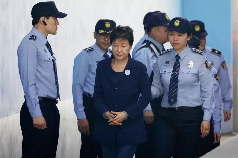 Former South Korean President Park sentenced to 24 years in prison - Sakshi