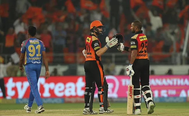 Sunrisers Hyderabad beat Rajasthan Royals - Sakshi