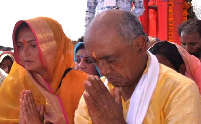 Digvijay Singh concludes Narmada Yatra - Sakshi