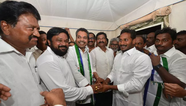 TDP Leader Vasantha Krishna Prasad joined in YSRCP - Sakshi