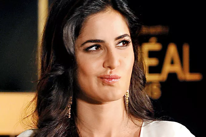 Katrina Kaif Breaks Silence on Working With Deepika Padukone - Sakshi