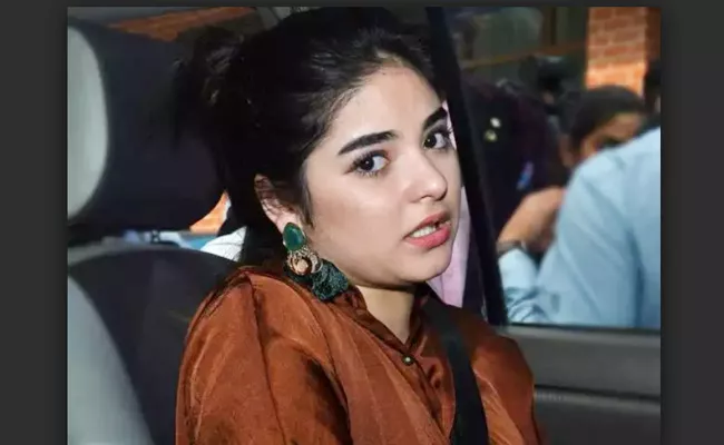 I was In Depression And Thought To Suicide Writes Zaira Wasim - Sakshi