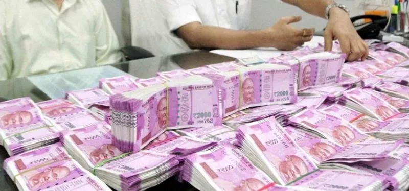 Rs 3.24 crore was seized in karnataka - Sakshi