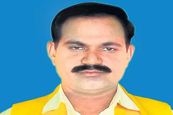 TDP Leader Molestation attack on girl in Dachepalle - Sakshi