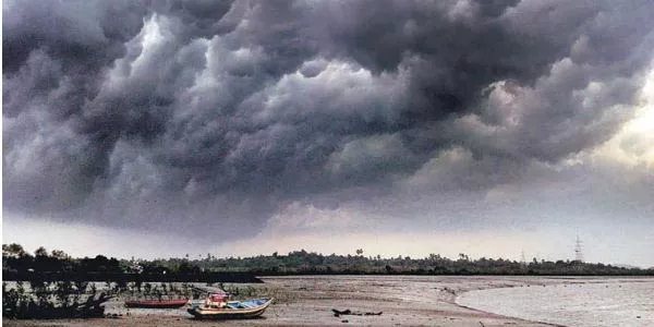 Southwest Monsoon to hit Kerala on May 28 - Sakshi